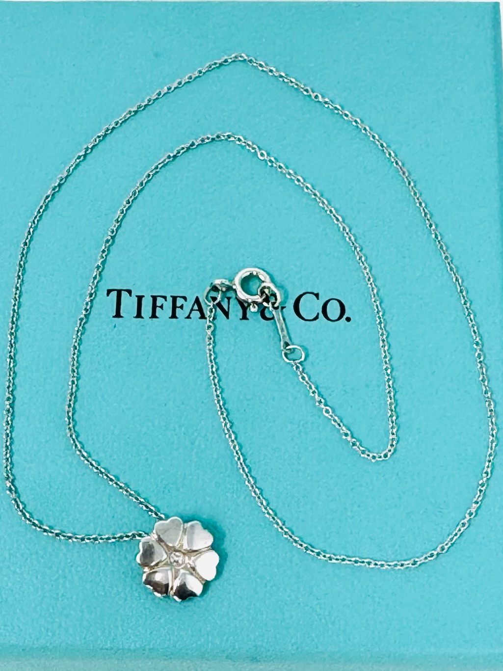 Authentic Tiffany & Co. Paloma Picasso Crown Of Hearts Diamond Pendant Necklace.